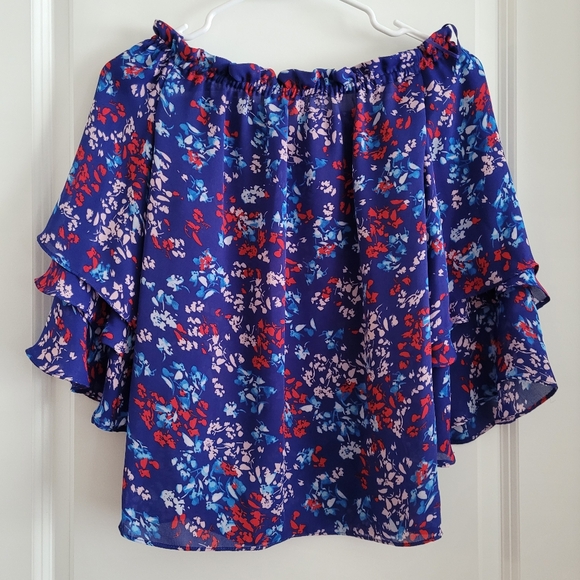 Parker Floral Blouse oversized XS - Picture 2 of 9